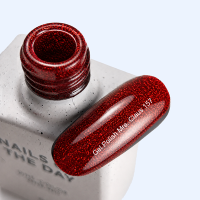 Verniz Gel Mrs. Claus 157 — Nails of the Day