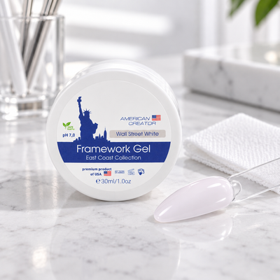 American Creator Framework Gel Wall Street White 30 ml com amostra da cor em ambiente profissional de manicure