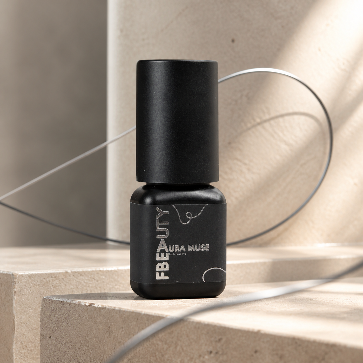 Cola Aura Muse FBeauty 5 ml em fotografia de estúdio