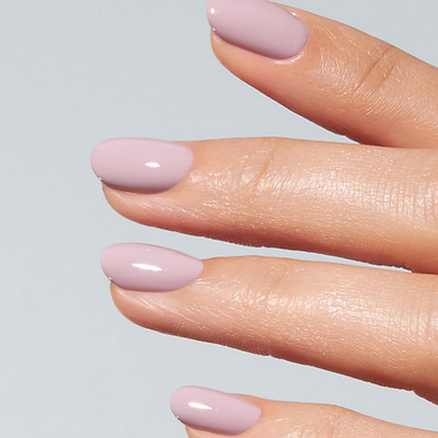 Resultado em unhas com Color Gel Assurance American Creator rosa malva palido brilhante