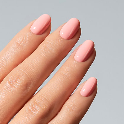 Unhas com Color Gel Blur American Creator rosa pêssego claro brilhante