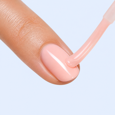 Aplicação do Color Gel Elizabeth American Creator em unha rosa pastel