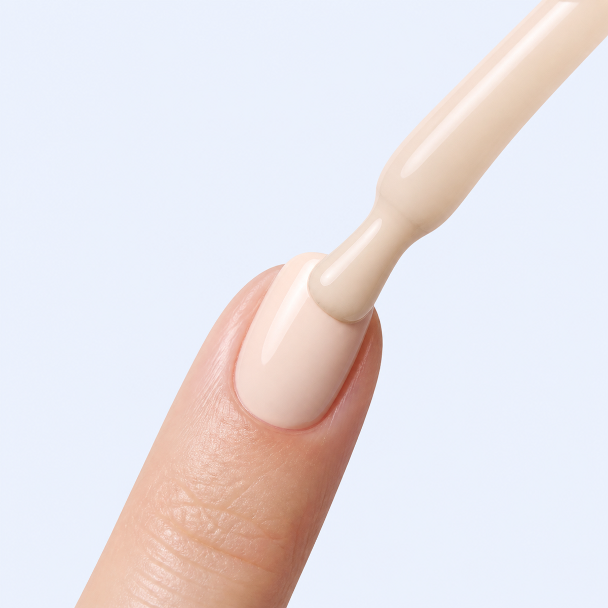 Aplicação do Color Gel Guipure American Creator em unha nude bege leitoso