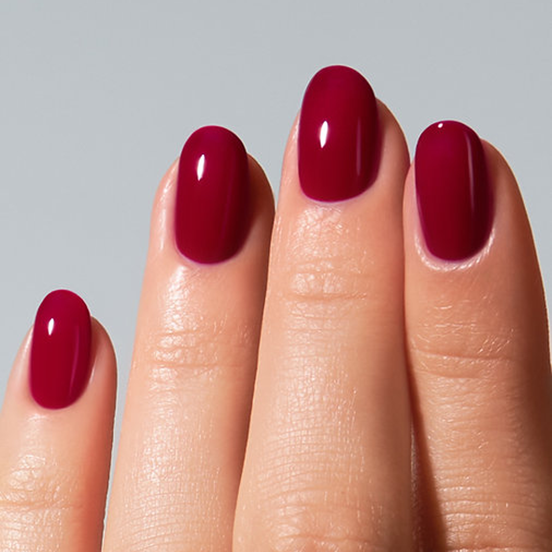 Unhas com Color Gel Mettle American Creator vermelho vinho profundo brilhante