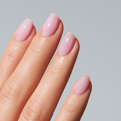Unhas com Color Gel Squid American Creator em rosa claro suave brilhante