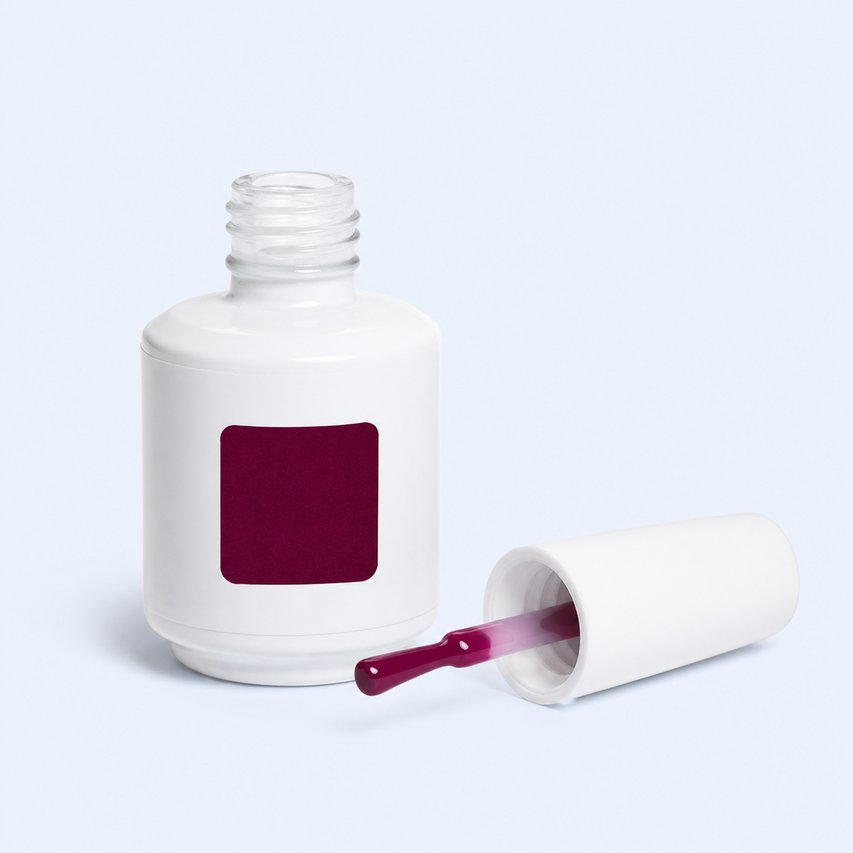 Frasco aberto e aplicador do Color Gel Venerate American Creator vinho ameixa escuro