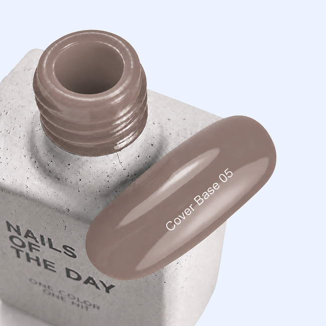 Cover Base 05 Nails Of The Day em tom caramelo frio