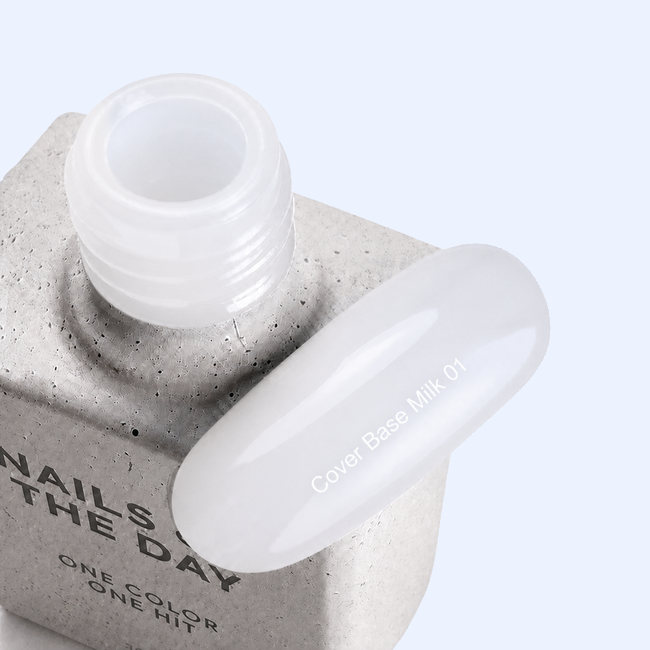 Cover Base Milk 01 Nails Of The Day em branco leitoso frio