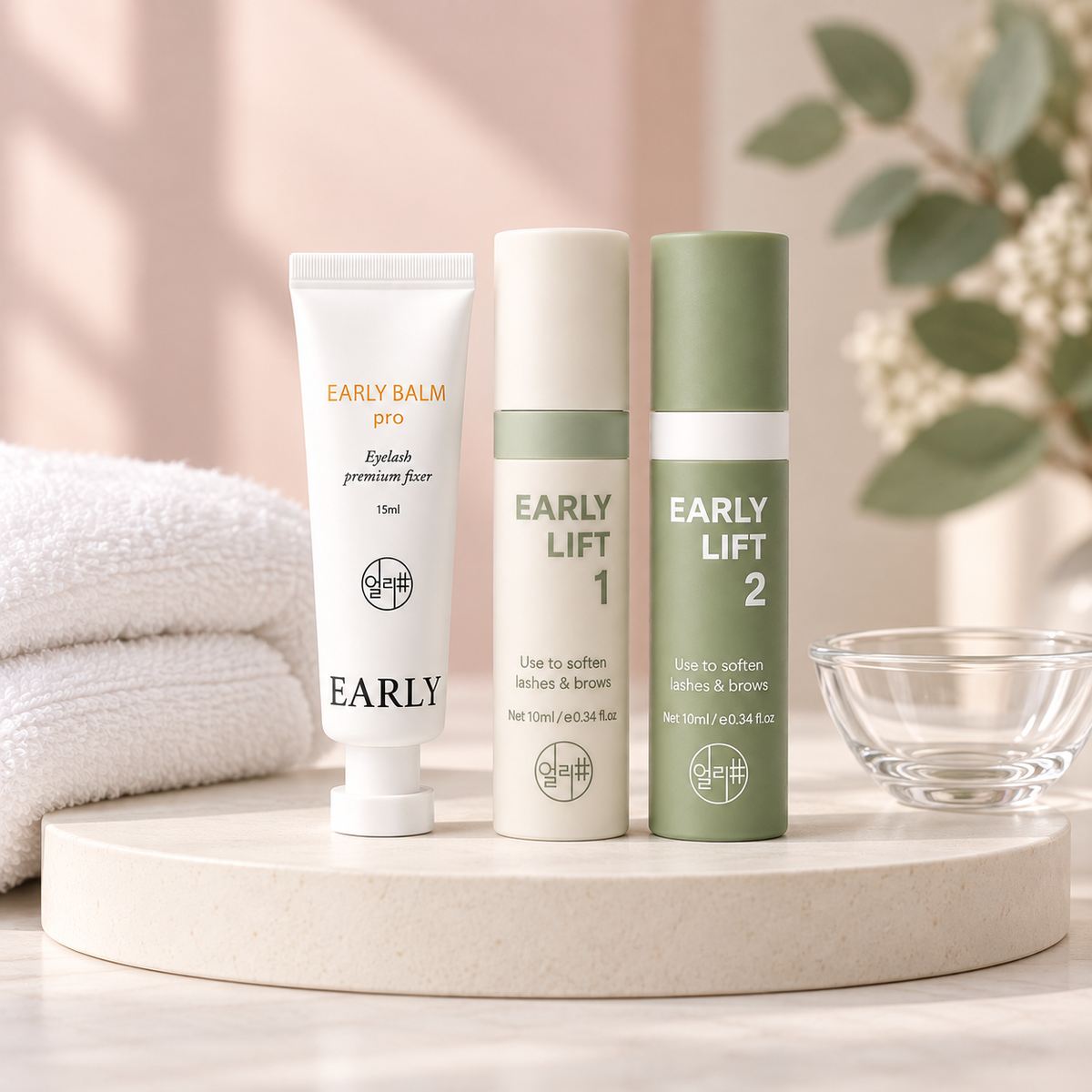 Early Lift Refill Balm com os três produtos num ambiente profissional