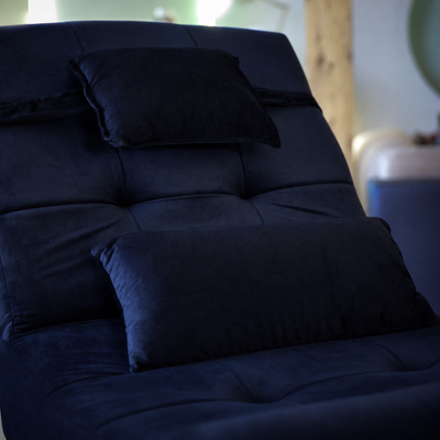 Detalhe das duas almofadas da Lash Bed FB Comfy preta