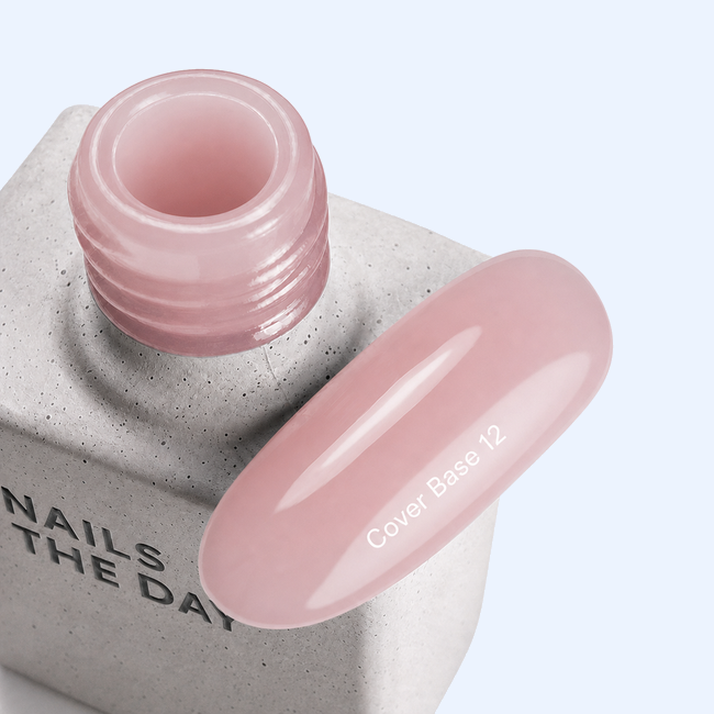 Cover Base 12 Nails Of The Day 10 ml em tom bege-rosa suave e atenuado