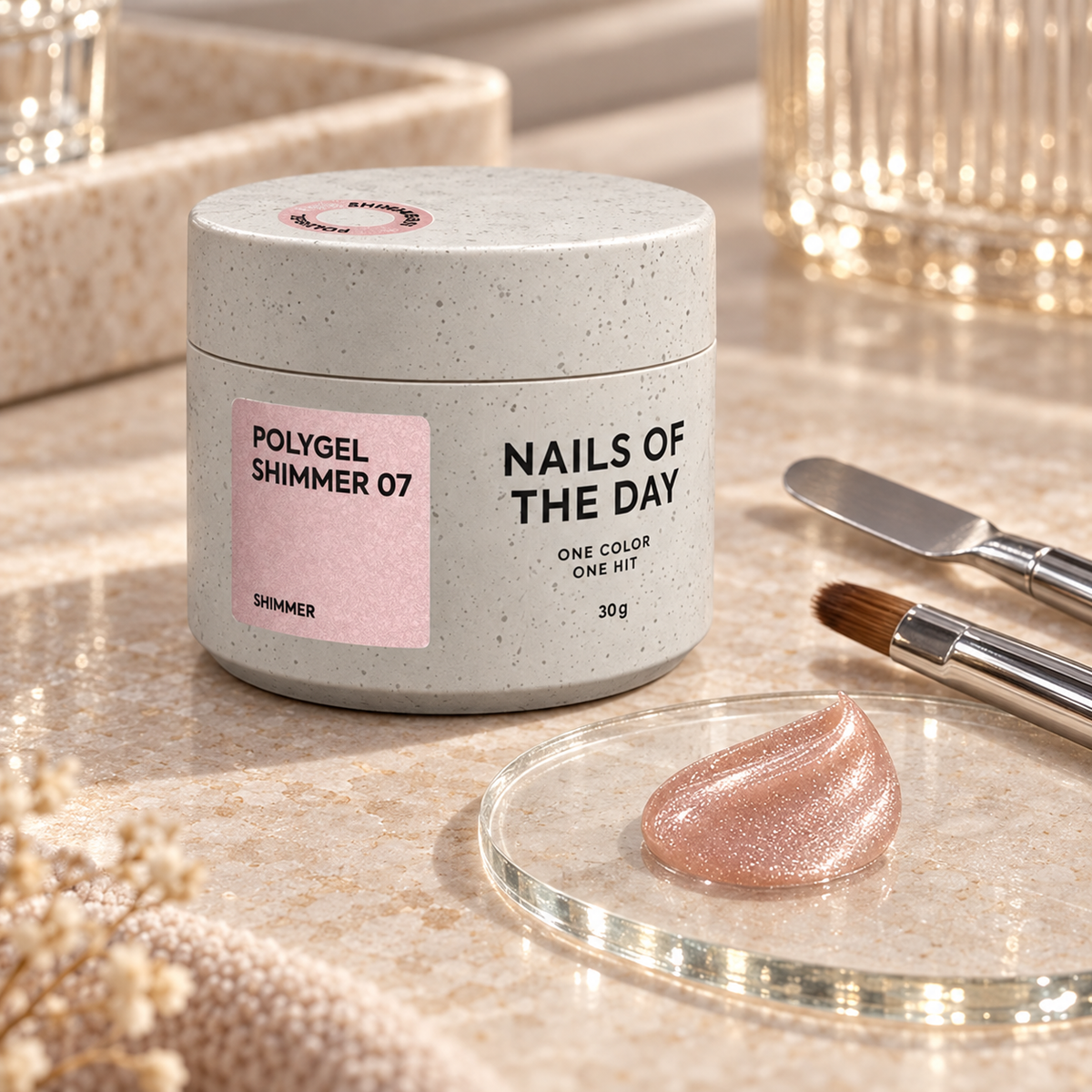 Polygel Shimmer 07 Nails Of The Day apresentado num ambiente profissional de manicure