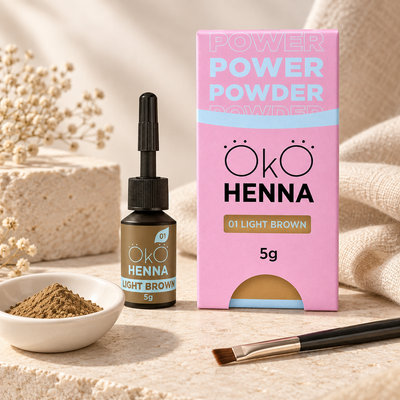 OKO Henna para Sobrancelhas 01 Light Brown — frasco e pó da cor apresentados num ambiente profissional