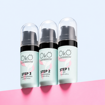 OKO Individuais Lash&Brow 10ml — frascos num ambiente profissional em fotografia melhorada para ecommerce