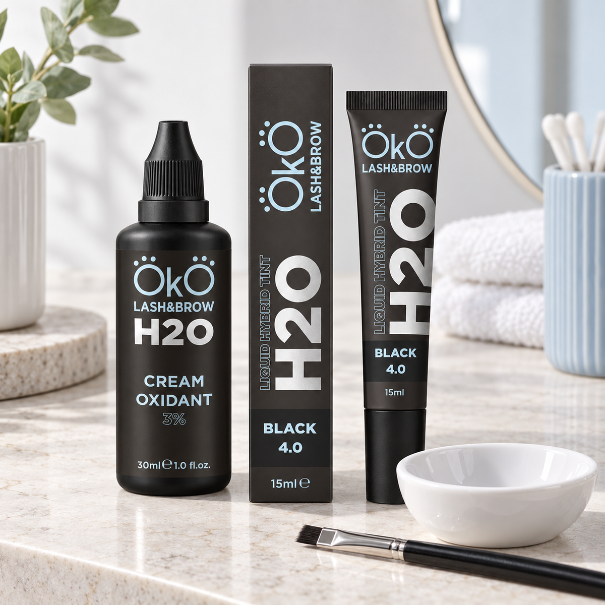 OKO Oxidante em Creme 3% — oxidante e tinta preparados numa taça profissional