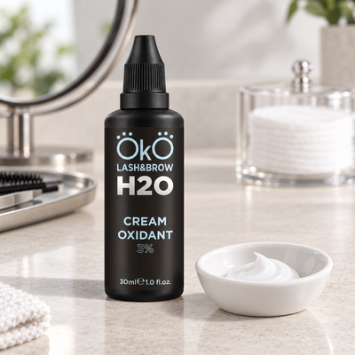 OKO Oxidante em Creme 3% — textura cremosa do oxidante numa taça
