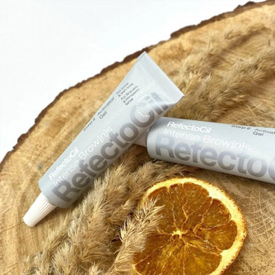 RefectoCil Gel Ativador Intense Browns — gel ativador em composição com madeira e laranja seca; SKU 05039