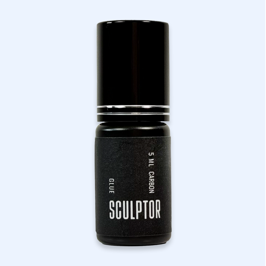 Cola Carbon Sculptor de 5 ml em vista frontal