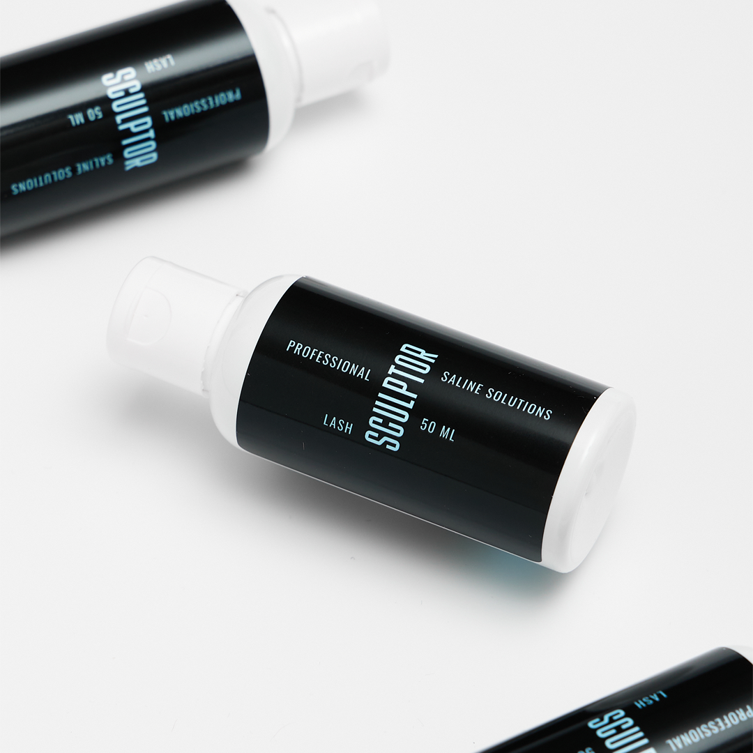 Solução Salina Sculptor de 50 ml em composição com vários frascos