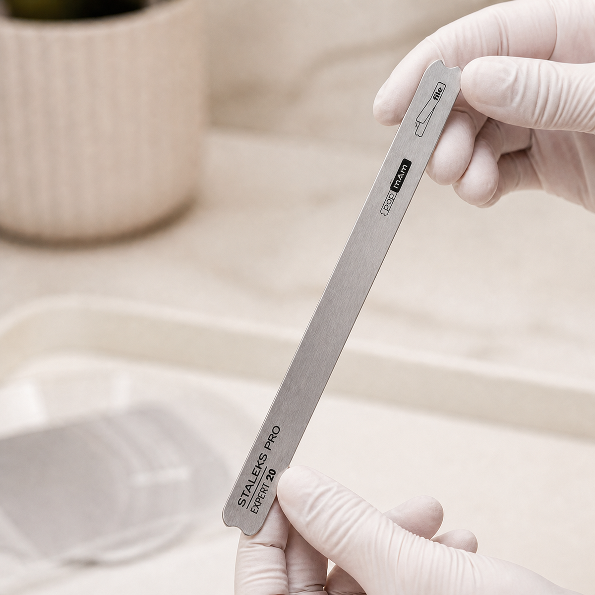 Base de Metal Staleks EXPERT 20 Staleks — apresentação profissional do produto; SKU MBE-20