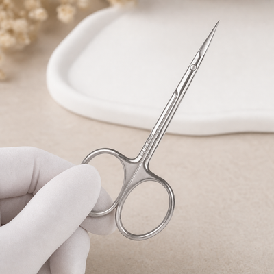 Tesoura para Cutículas EXPERT 20 TYPE 2 Staleks — apresentação profissional do produto; SKU SE-20/2