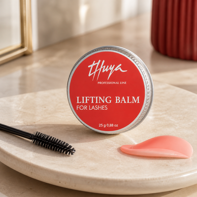 Bálsamo Lifting Balm Thuya em ambiente profissional